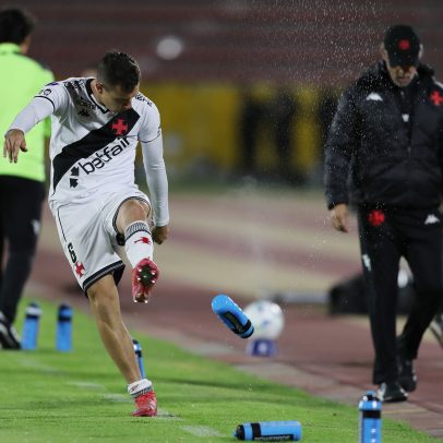 Vasco sofre com expulsão de Piton e desempenho desastroso em campo