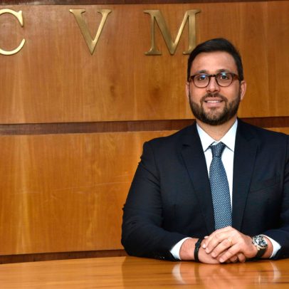 Governo analisa três candidatos para a presidência da CVM após saída de JP Nascimento