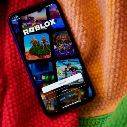 Roblox transforma jovens em milionários com vendas de jogos na plataforma