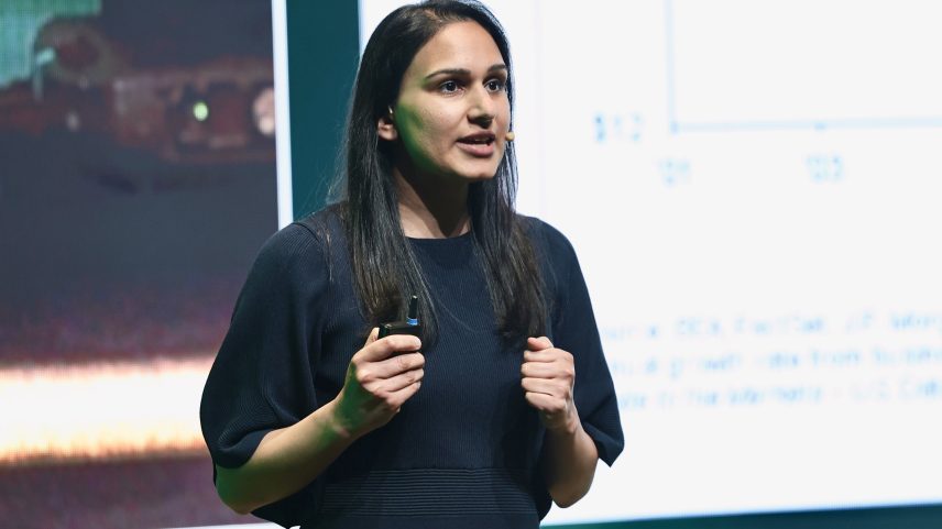 Meera Pandit vê bolsa nos EUA resistente a incertezas e tarifas: “experimentamos todos os tipos de risco e os lucros das empresas seguem resilientes” (Foto: Reprodução/Exame)