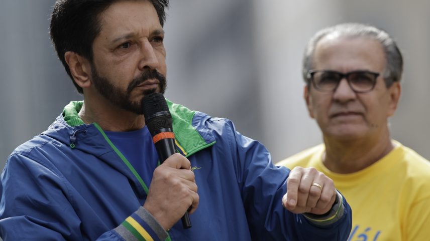 Ricardo Nunes em ato por anistia na avenida Paulista (Foto: Bruno Santos/Folhapress)