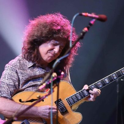 Guitarristas encantam com suas melhores performances no jazz e conquistam fãs