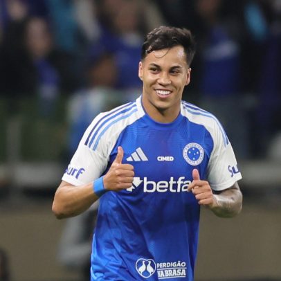 Cruzeiro derrota Grêmio e se aproxima do Flamengo na tabela do campeonato