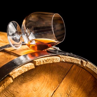 Paris destaca questões não resolvidas sobre as isenções de cognac concedidas por Pequim