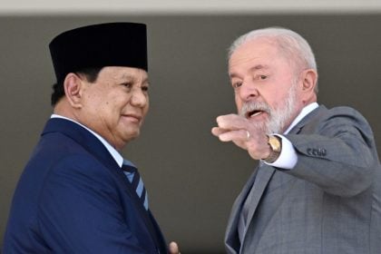 Lula recebe Prabowo Subianto, presidente da Indonésia, em Brasília. (Foto: EVARISTO SA / AFP)