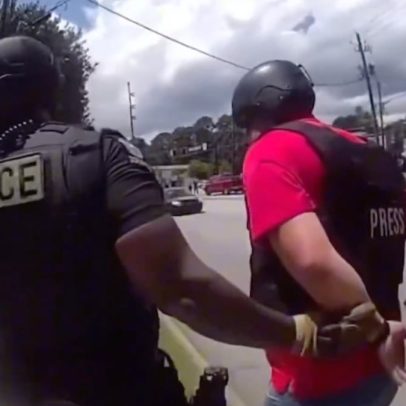 Repórter salvadorenho é detido pela imigração durante operação da ICE nos EUA