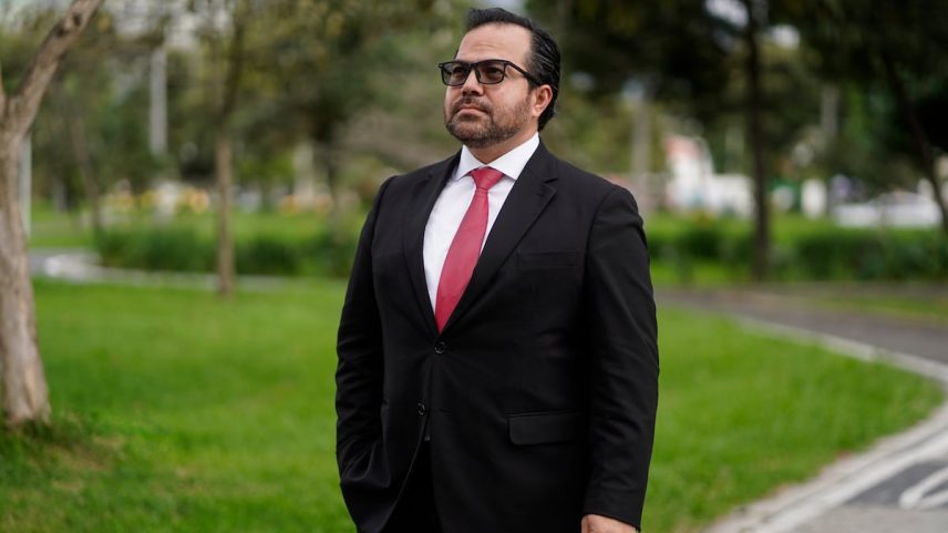 Alejandro Carranza em Bogotá, Colômbia, no dia 2 de julho de 2025. (Foto: SERGIO ACERO YATE)