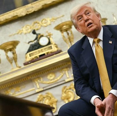 Trump defende tarifas mínimas de 15 a 20% sobre a União Europeia