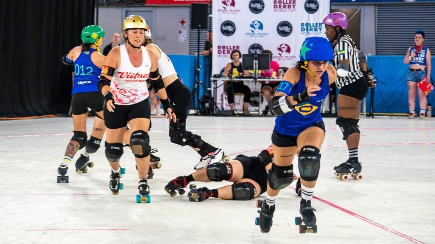Seleção brasileira de roller derby disputa a Copa do Mundo na Áustria (Foto: Eliane Matos/@rollerderbyclicks)