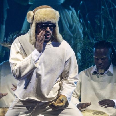 Bad Bunny encanta público porto-riquenho em residência histórica na ilha