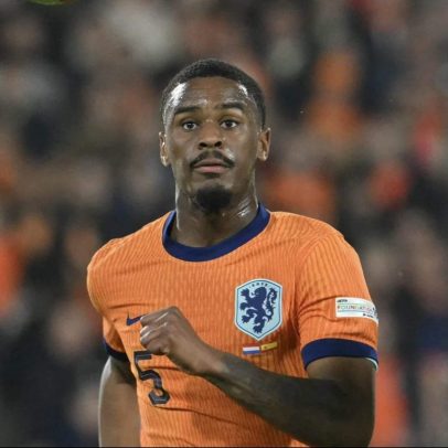 Chelsea avança na negociação para contratar a jovem promessa Jorrel Hato