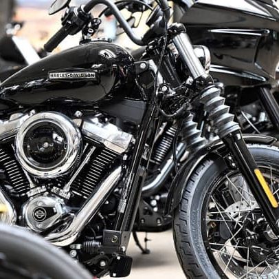 Ações em destaque ao meio-dia: Harley-Davidson, Wingstop e Sarepta Therapeutics