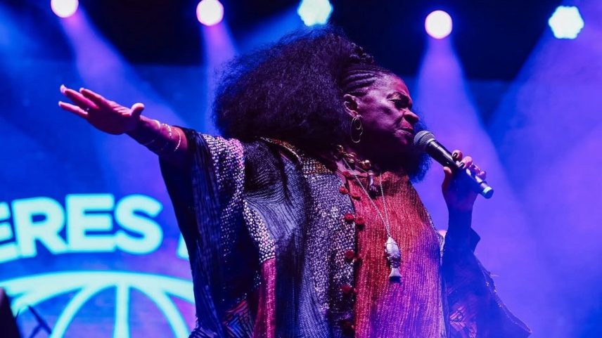 Zezé Motta no Festival Latinidades, em Brasília (Foto: Reprodução/X)