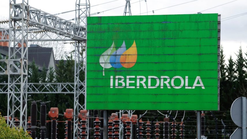 Subestação elétrica da Iberdrola na Espanha, em 17 de janeiro de 2024. (Foto: Vincent West/REUTERS)