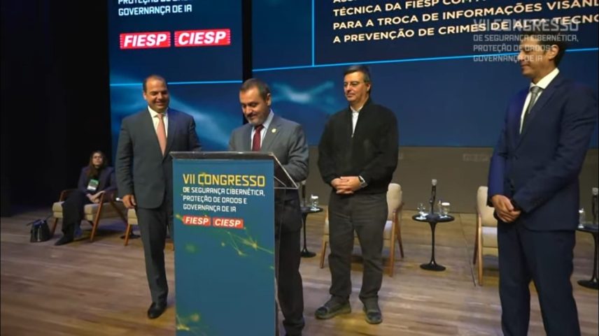 Andrei Rodrigues, diretor geral da Polícia Federal, durante assinatura de acordo na Fiesp (Foto: Hyndara de Freitas)