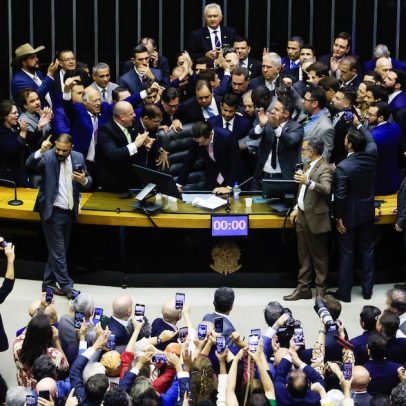 Ato no Congresso impulsiona agenda de impunidade parlamentar, afirma Andreazza