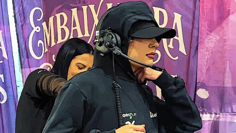Ana Castela usa roupa e apetrechos de seguranças para se deslocar na Festa do Peão de Barretos (Foto: Reprodução/Instagram)