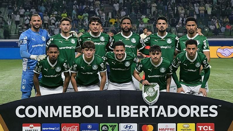 Palmeiras eliminou Universitario e avançou para as quartas da Libertadores (Foto: NELSON ALMEIDA / Colaborador / Getty Images)