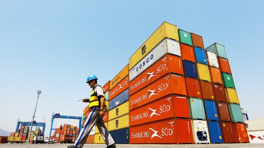 Terminal Santos Brasil, no Porto de Santos. (Foto: Jonne Roriz/Agencia Estado/Exame/Dedoc)