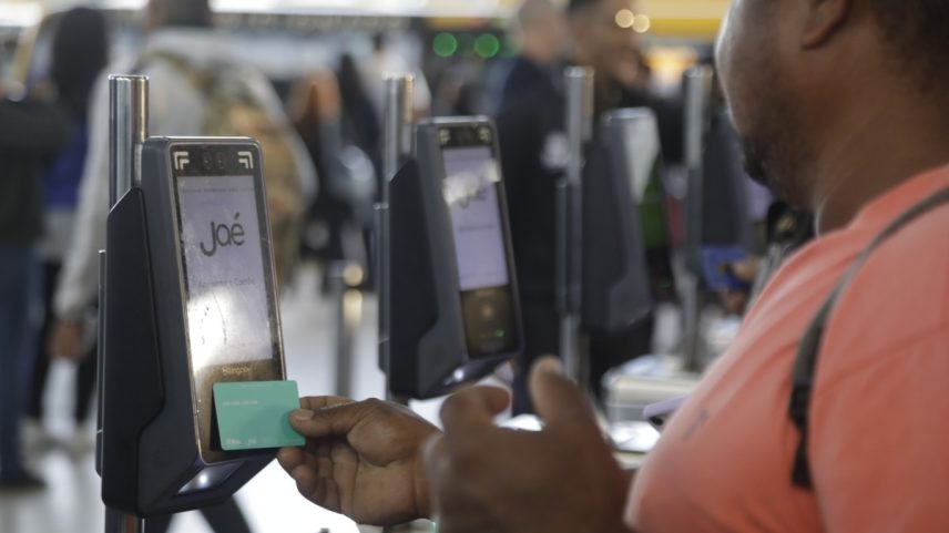 Jaé atinge maior número de passageiros nesta terça-feira (Foto: Gabriel de Paiva / Agência O Globo)