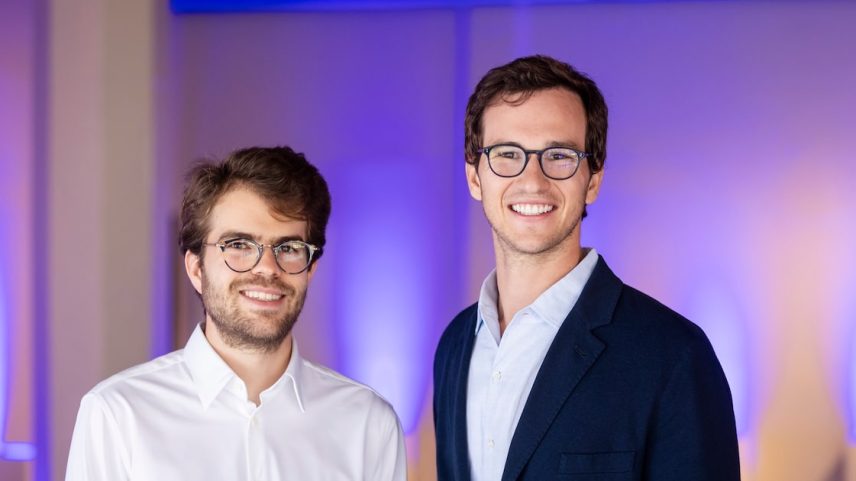 Pedro Franceschi (à esq.) e Henrique Dubugras: empresa usará para atender empresas em toda a UE (Foto: Divulgação/Brex)