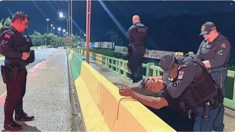 Policiais oram por homem que ameaçava tirar a própria vida. (Foto: Divulgação)