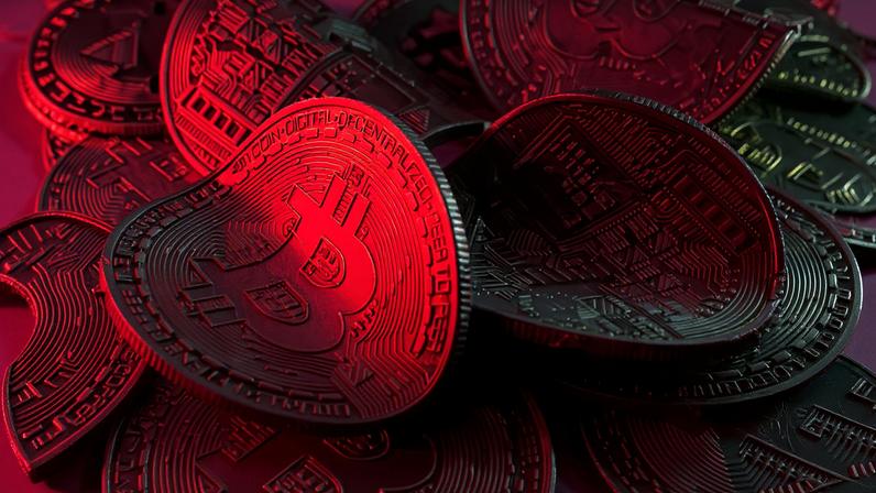 Bitcoin apresenta nova queda (Foto: Reprodução)