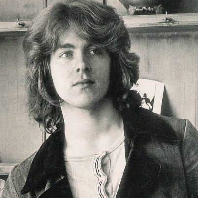 Ex-membro dos Rolling Stones denuncia perda de guitarra pelo Metropolitan