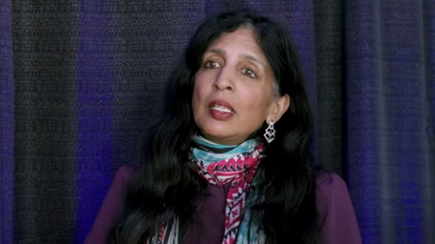 Jayshree Ullal, em reprodução de vídeo da empresa no YouTube: ela possui cerca de 3% das ações da companhia por meio de trusts. (Foto: Reprodução YouTube/Arista)