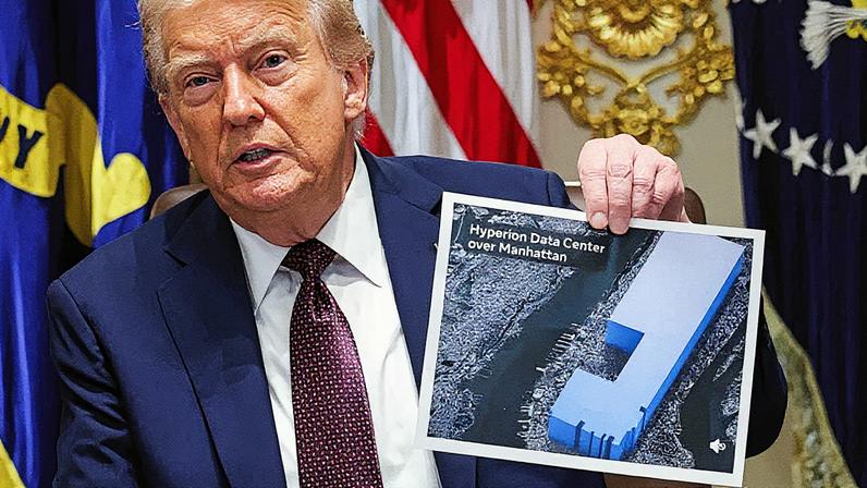 O presidente dos EUA, Donald Trump, segura uma representação visual impressa com a inscrição Hyperion Data Centre sobre Manhattan, durante uma reunião de gabinete na Casa Branca em Washington, D.C., EUA, em 26 de agosto de 2025. (Foto: Jonathan Ernst | Reuters)
