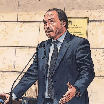 Bolsonaro apresenta falta de apetite e episódios de vômito, diz Carlos Bolsonaro