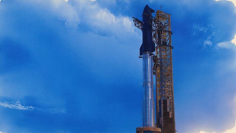 Uma nave espacial SpaceX Starship repousa sobre um propulsor superpesado na plataforma de lançamento antes de seu décimo voo de teste programado, no complexo da empresa em Starbase, Texas, EUA, em 24 de agosto de 2025. (Foto: REUTERS/Steve Nesius)