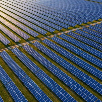 Flórida supera Califórnia em crescimento de energia solar de forma surpreendente