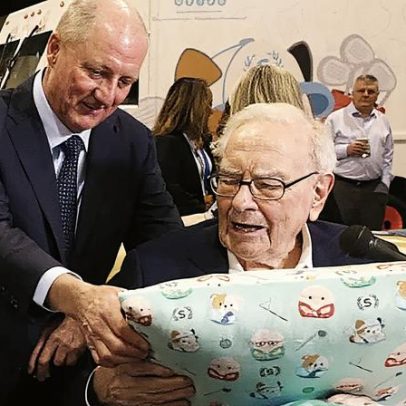Warren Buffett pode revelar sua ação secreta de investimento em breve