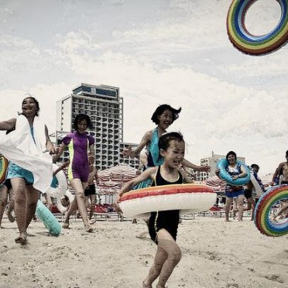 Coreia do Norte cria resort inspirado no Ocidente com Starbucks falso para turistas