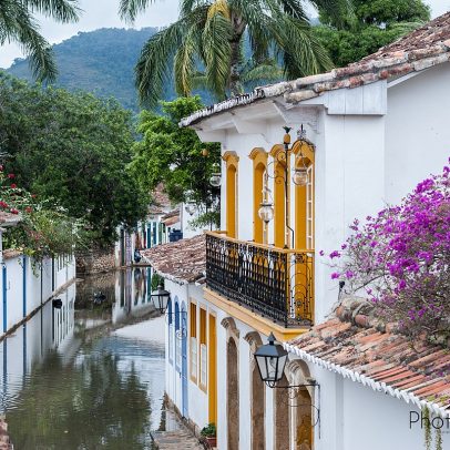 Paraty enfrenta alagamentos históricos durante a abertura da Flip 2025