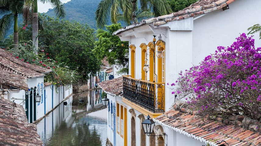 Cidade Paraty alagada. (Imagem: Creative Commons)
