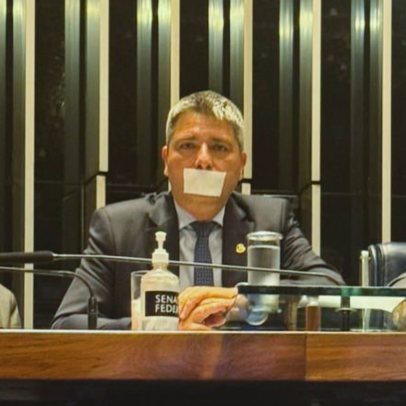 Ocupação e protestos marcam retorno dos trabalhos no Congresso após prisão de Bolsonaro