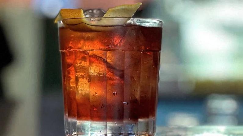 Drink Boulevardier, do Escarcéu Bar