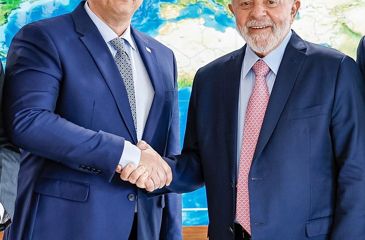 Lula e Tarcísio Freitas — Foto: Reporodução/Flickr