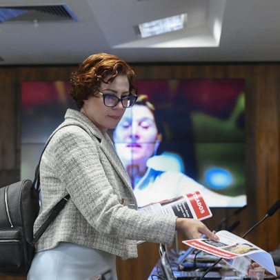 Tribunal na Itália adia decisão e Carla Zambelli segue presa à espera de extradição