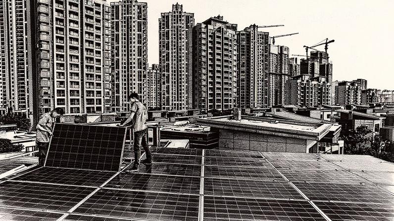 Adição de 212 gigawatts (GW) de capacidade solar foi a maior da história, dobrando a quantidade em relação ao ano passado e destacando o avanço do setor (Foto: Getty Images/Getty Images)