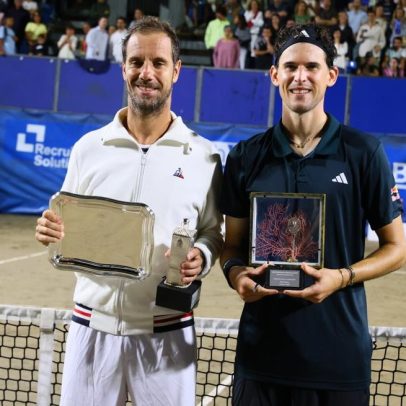 Gasquet vence Thiem em emocionante final de torneio de exibição na praia