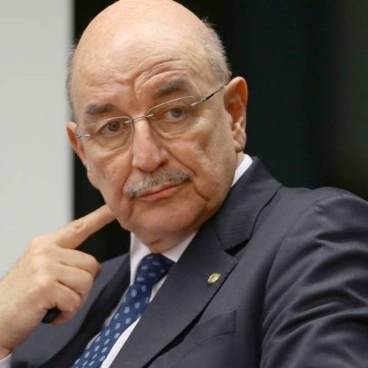 Ex-ministro de Bolsonaro se junta ao PL e reforça base política do partido
