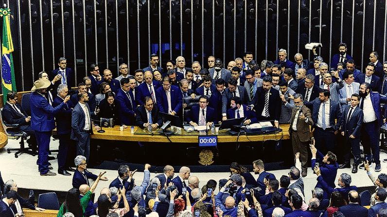 Sessão da Câmara presidida pelo presidente da Casa, Hugo Motta, após protesto da oposição (Foto: Wilton Junior /Estadão)