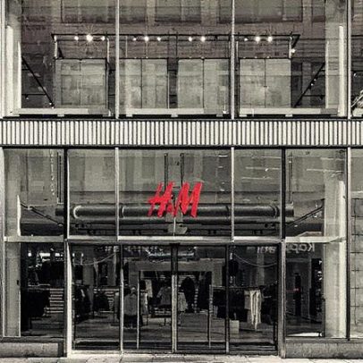 Funcionários da H&M no Brasil terão jornada de trabalho 5×2 a partir de agora