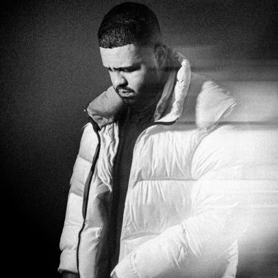 Silas Magalhães apresenta álbum duplo “Não é só um vislumbre” com novas canções