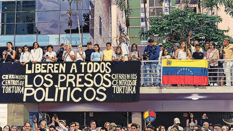 Protesto pela libertação dos presos políticos em Caracas, Venezuela, no dia 8 de agosto de 2024. (Foto: Marcelo Perez Del Carpio/Anadolu/Getty Images)