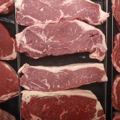 China prorroga investigação sobre importação de carne bovina até novembro