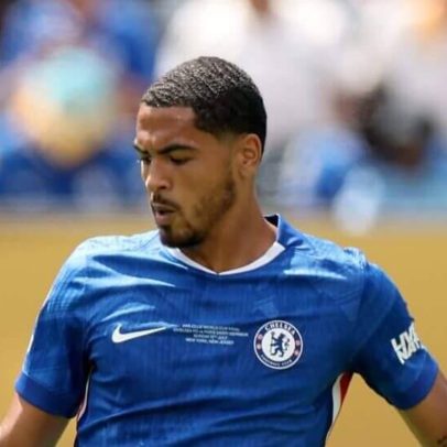 Levi Colwill, do Chelsea, passa por cirurgia após lesão no ligamento do joelho